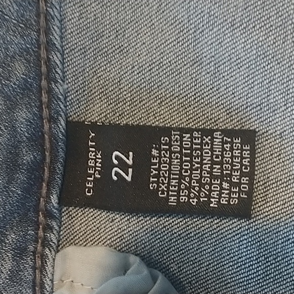 Forever 21 Celebrity Pink Skinny Distressed Raw Hem Ankle Jeans sz plus 22 - Picture 15 of 15